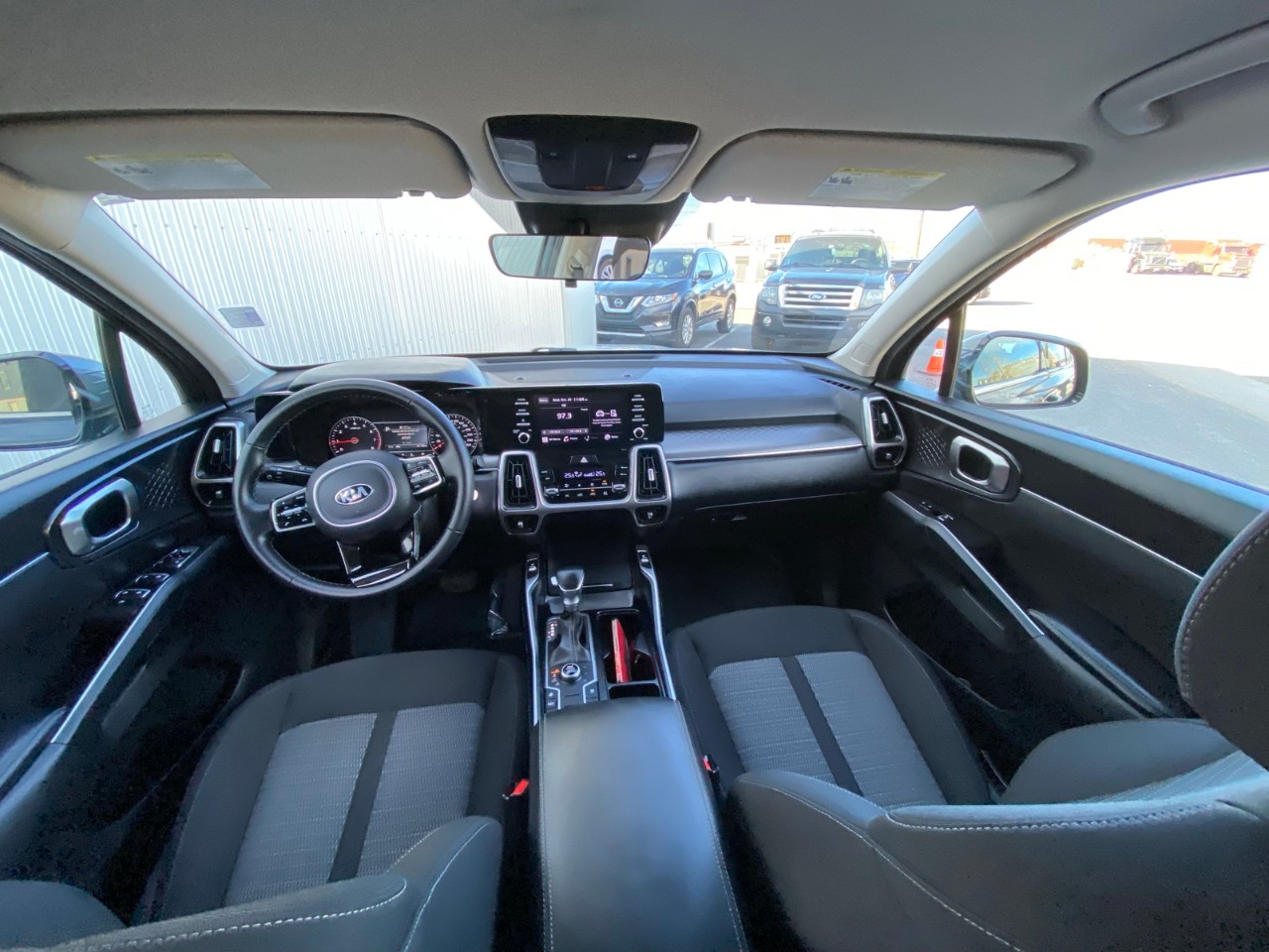 2021 Kia Sorento EX EX AWD / 7 PASS / BACKUP CAMERA / HEATED SEATS - Image 4