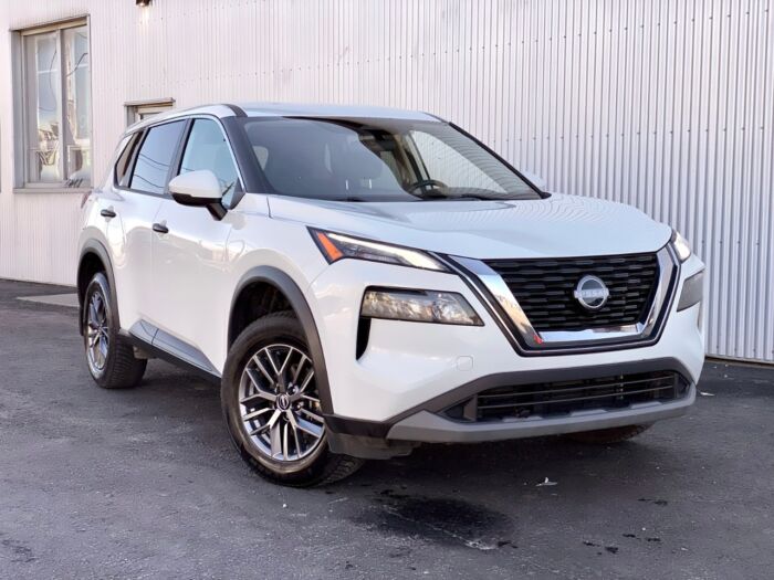2022 Nissan Rogue S AWD S - Image 2