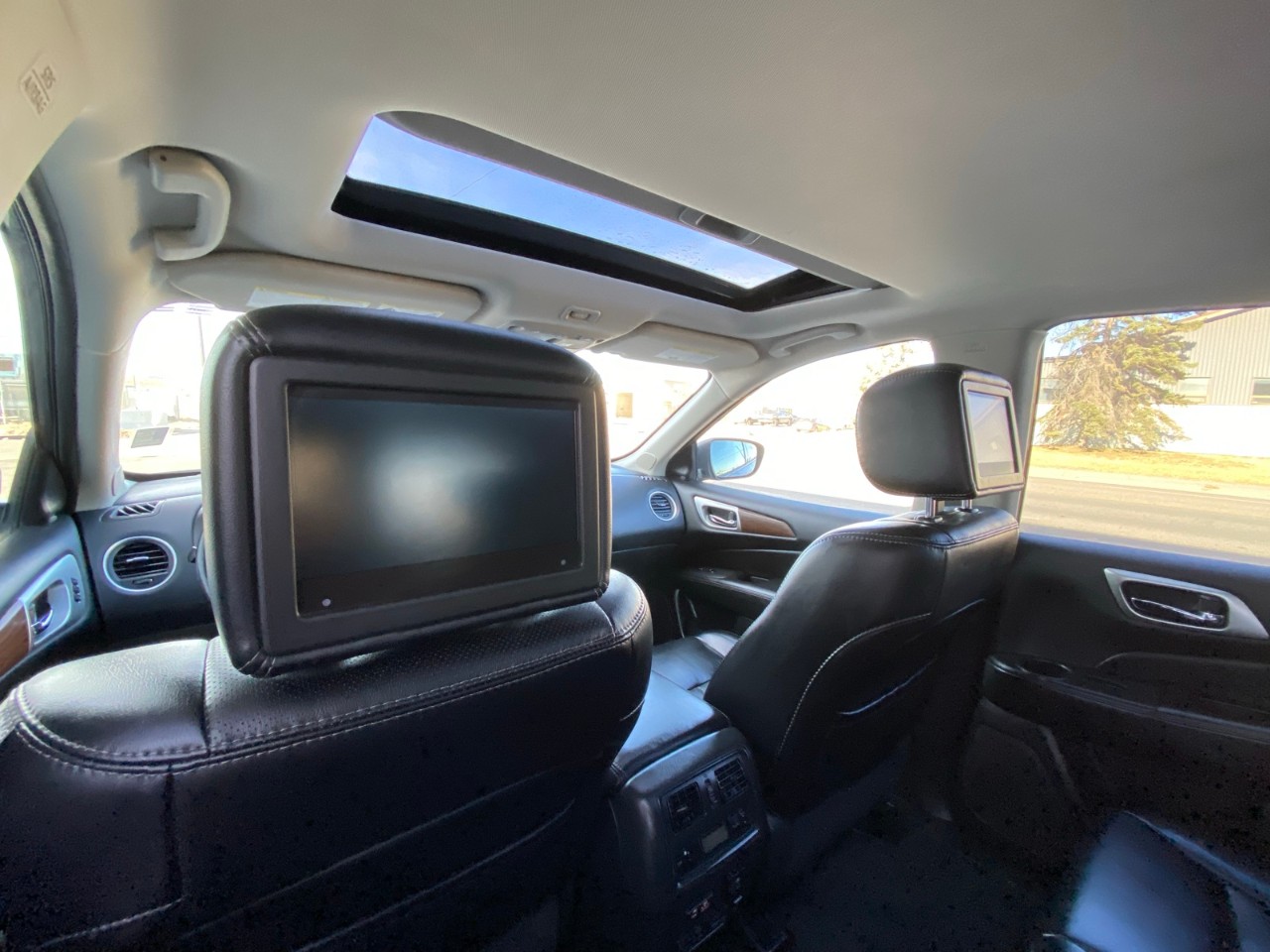 2019 Nissan Pathfinder Platinum 4x4 Platinum - Image 5