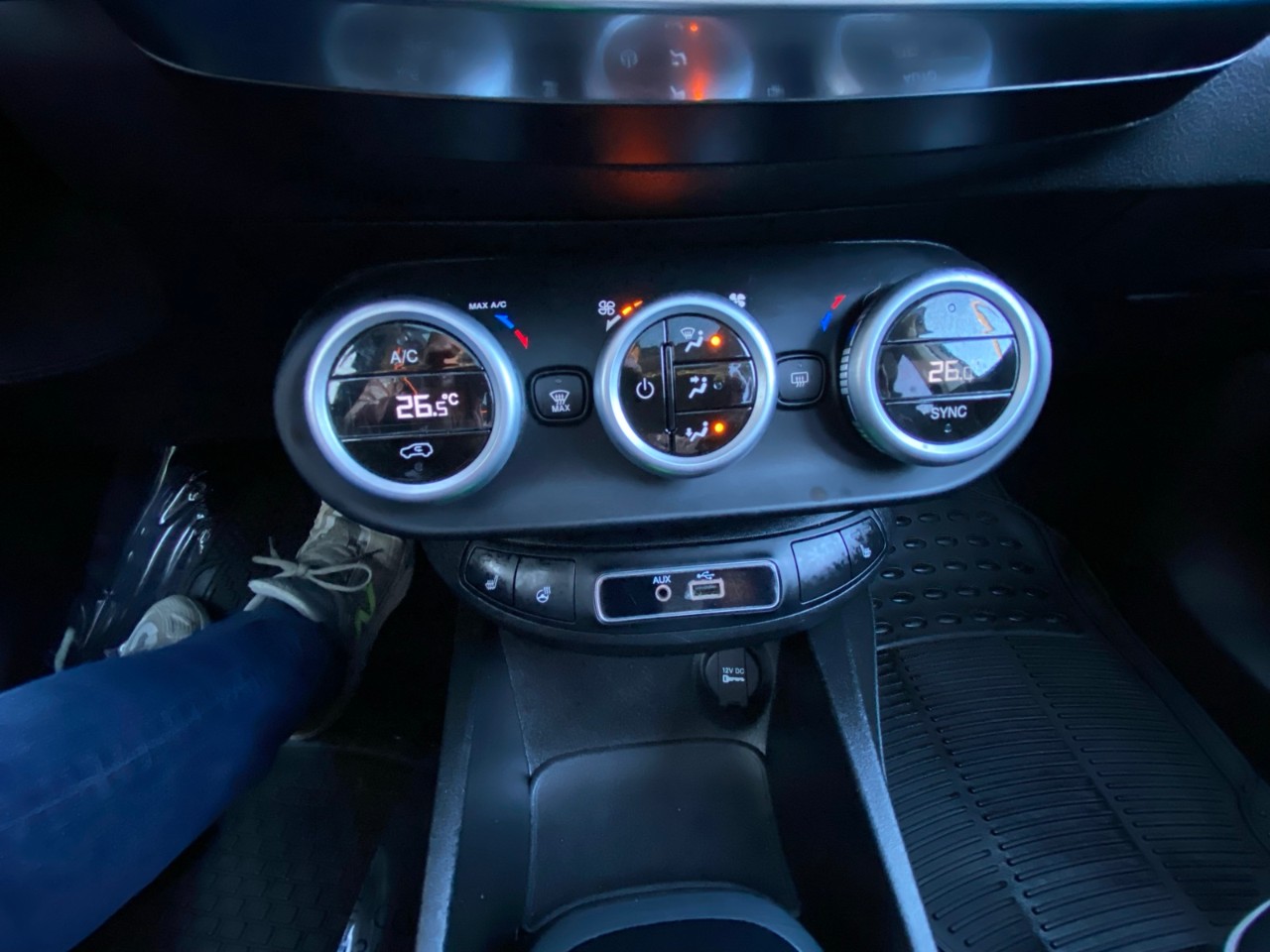 2016 FIAT 500X Lounge AWD Lounge / LEATHER / BACKUP CAMERA / SUNROOF - Image 11