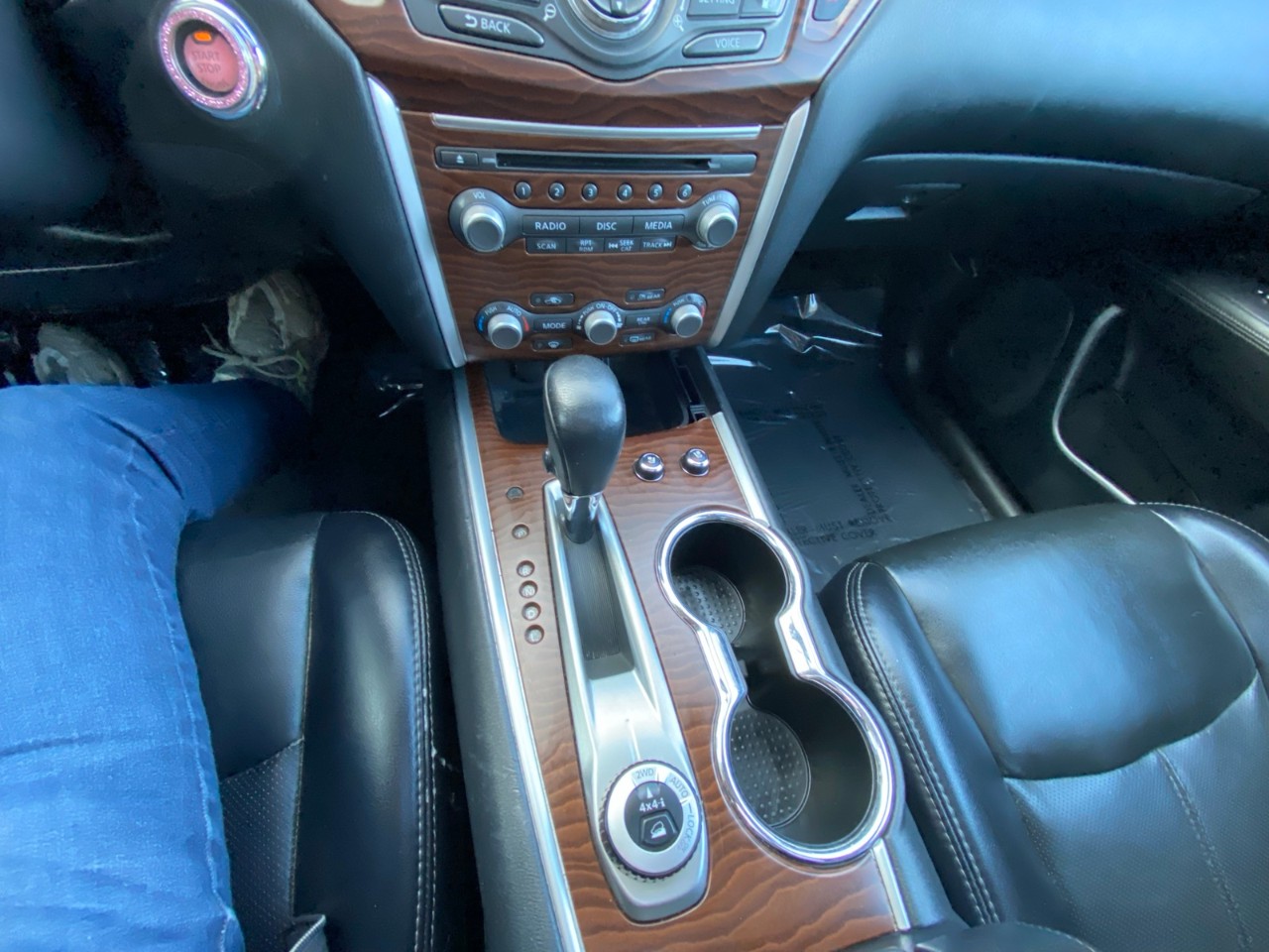 2019 Nissan Pathfinder Platinum 4x4 Platinum - Image 13