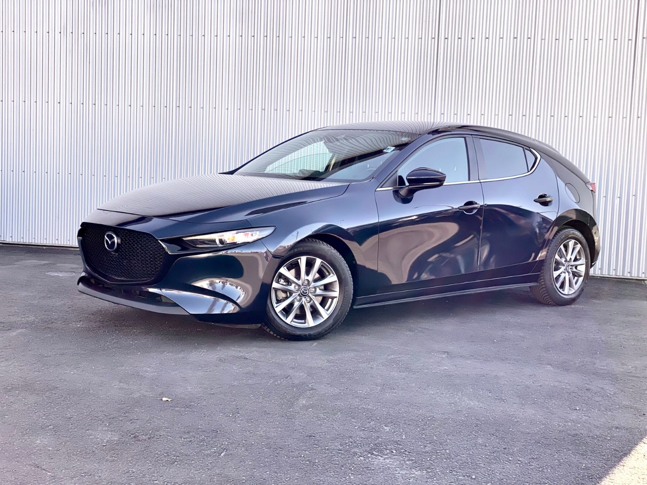 2023 Mazda Mazda3 Sport GS GS Auto i-ACTIV AWD - Image 2