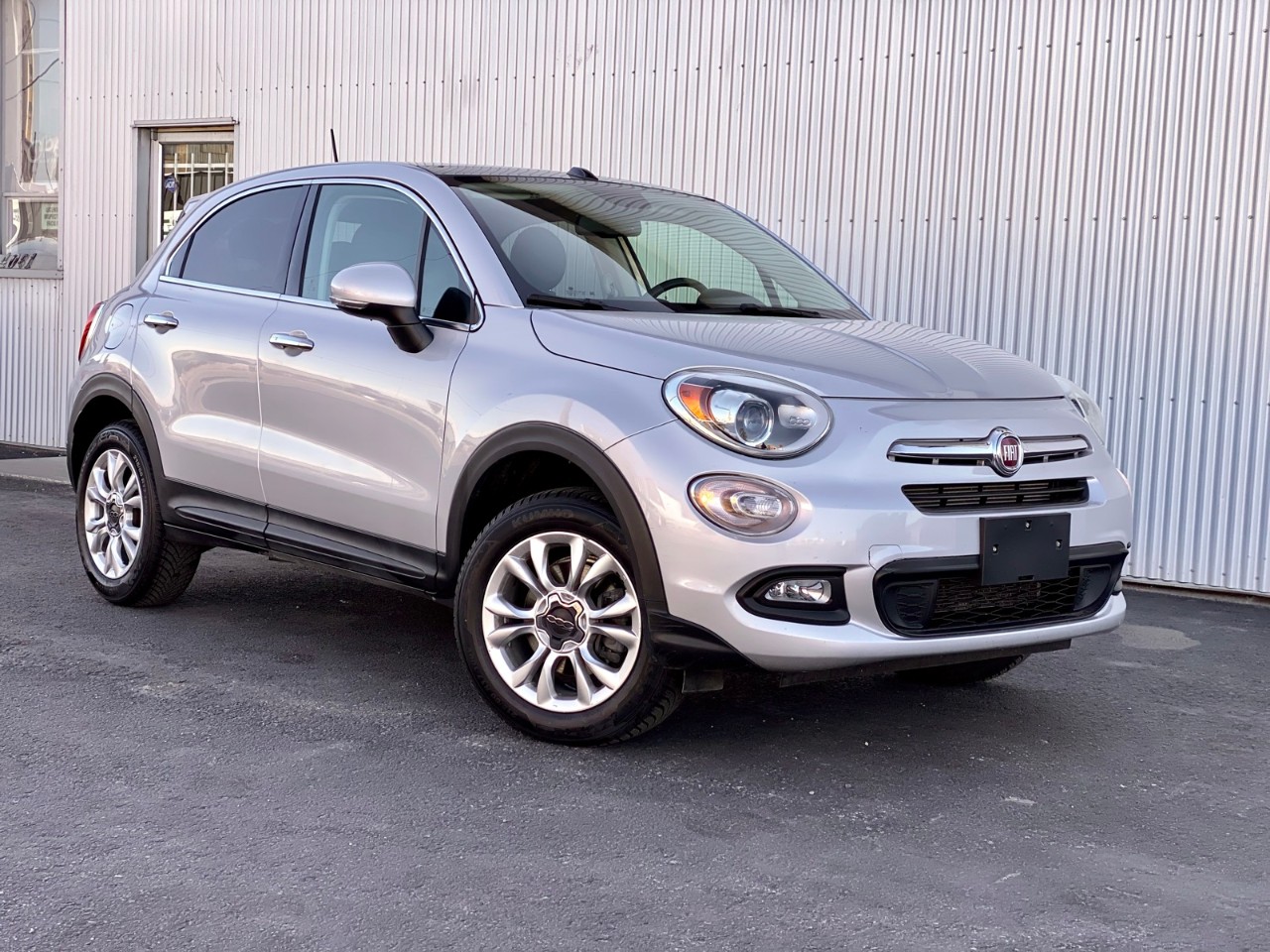 2016 FIAT 500X Lounge AWD Lounge / LEATHER / BACKUP CAMERA / SUNROOF - Image 2