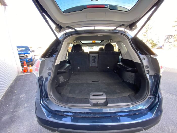 2016 Nissan Rogue SV AWD 4dr SV - Image 6