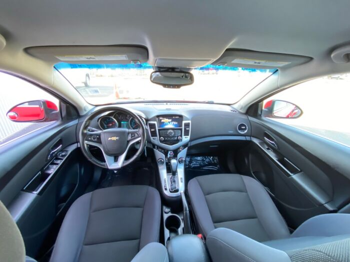2014 Chevrolet Cruze 1LT 4dr Sdn 1LT - Image 4