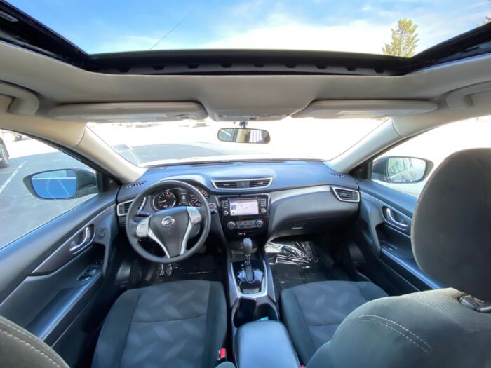 2016 Nissan Rogue SV AWD 4dr SV - Image 4