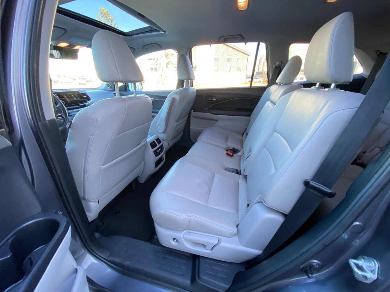 2019 Honda Pilot EX-L Navi EX-L Navi AWD / LEATHER / SUNROOF /  BACKUP CAM - Image 5