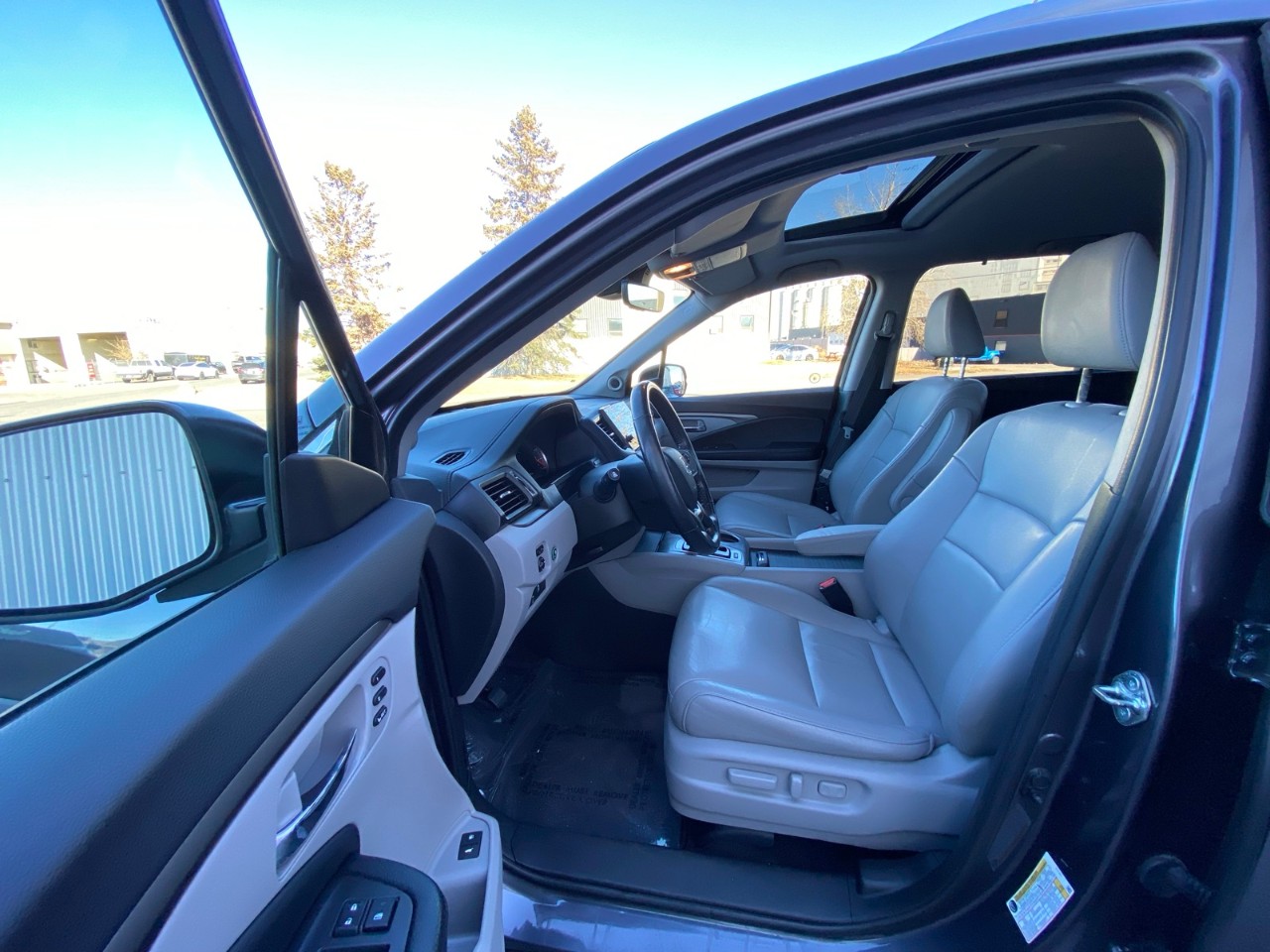 2019 Honda Pilot EX-L Navi EX-L Navi AWD / LEATHER / SUNROOF /  BACKUP CAM - Image 6