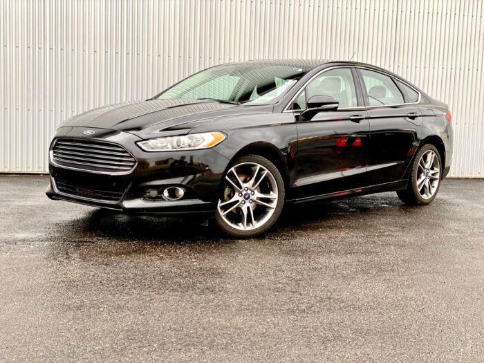 USED 2013 Ford Fusion Titanium 4dr Sdn Titanium AWD Calgary AB T2G 4P2