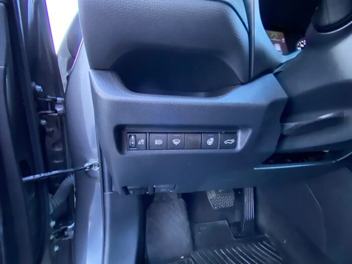 2022 Toyota RAV4 XLE XLE AWD - Image 10