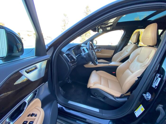 2017 Volvo XC90 Hybrid T8 Inscription AWD 5dr T8 Inscription - Image 7