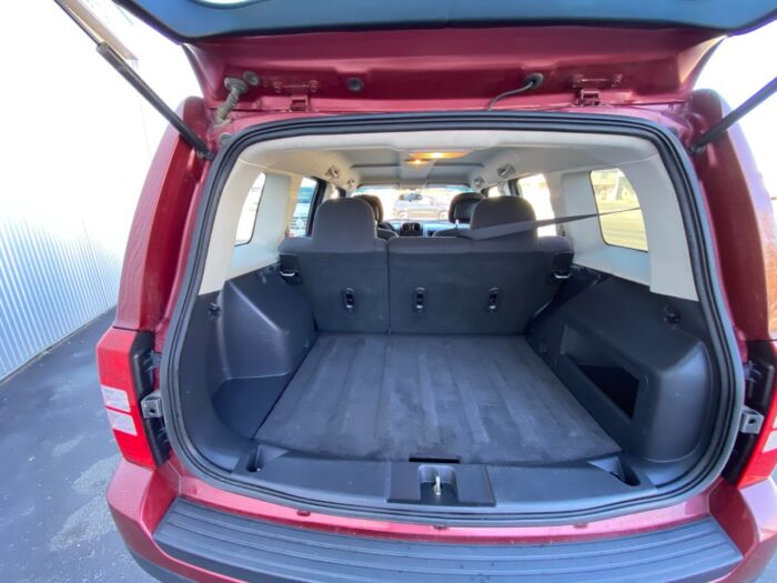 2016 Jeep Patriot Sport FWD 4dr Sport - Image 6