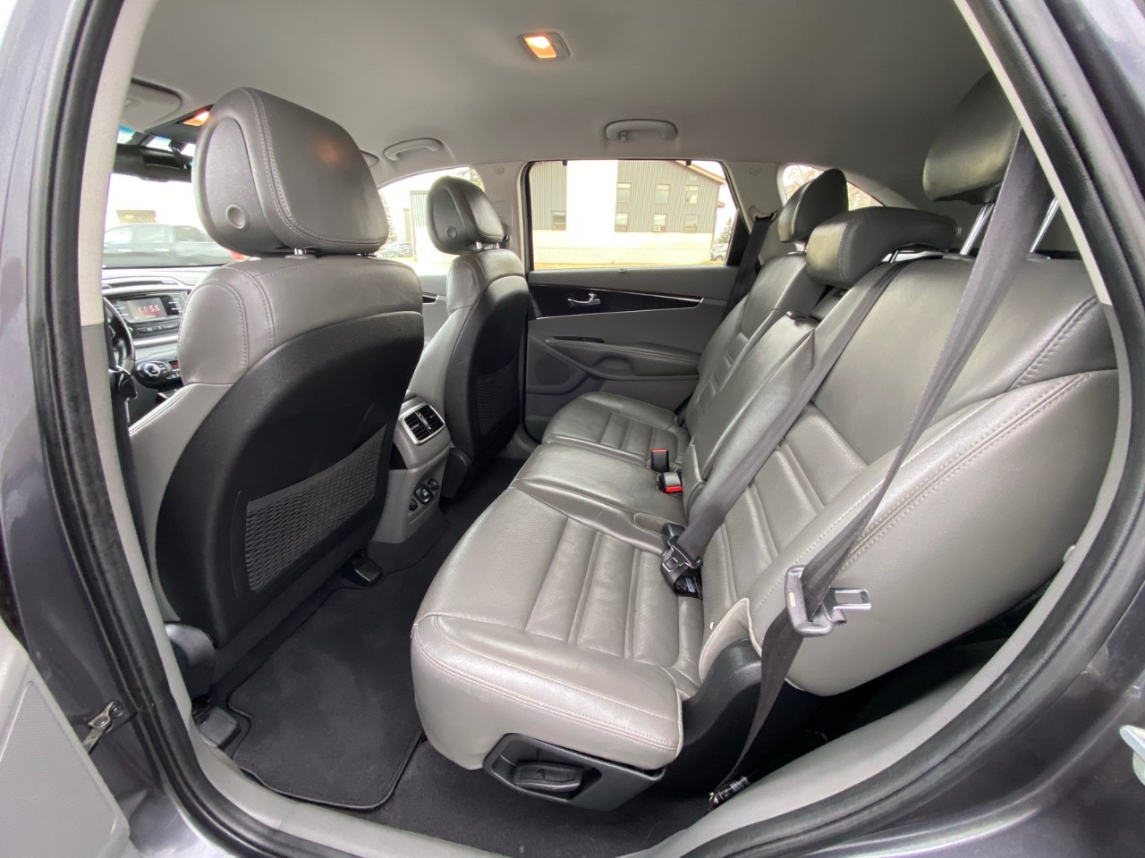 2016 Kia Sorento 2.0L Turbo EX AWD 4dr 2.0L Turbo EX - Image 6