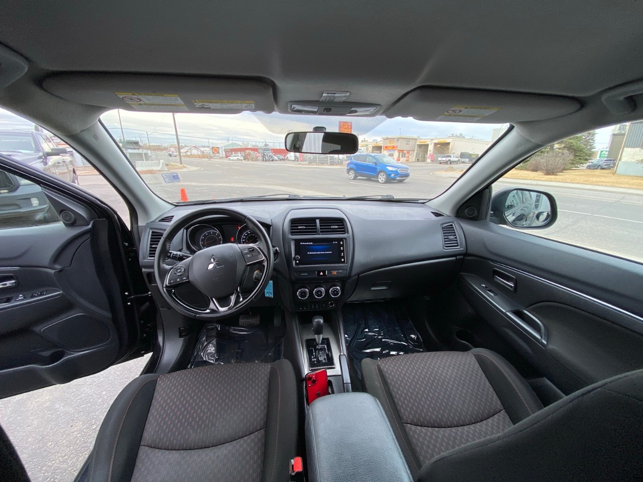 2019 Mitsubishi RVR SE Black Edition SE Black Edition AWC - Image 4