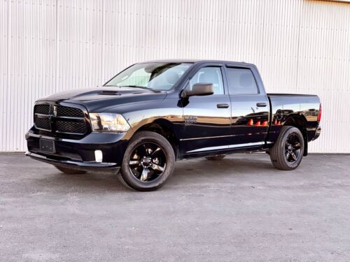 USED 2023 Ram 1500 Classic Express Express 4x4 Crew Cab 5'7" Box Calgary AB T2G 4P2