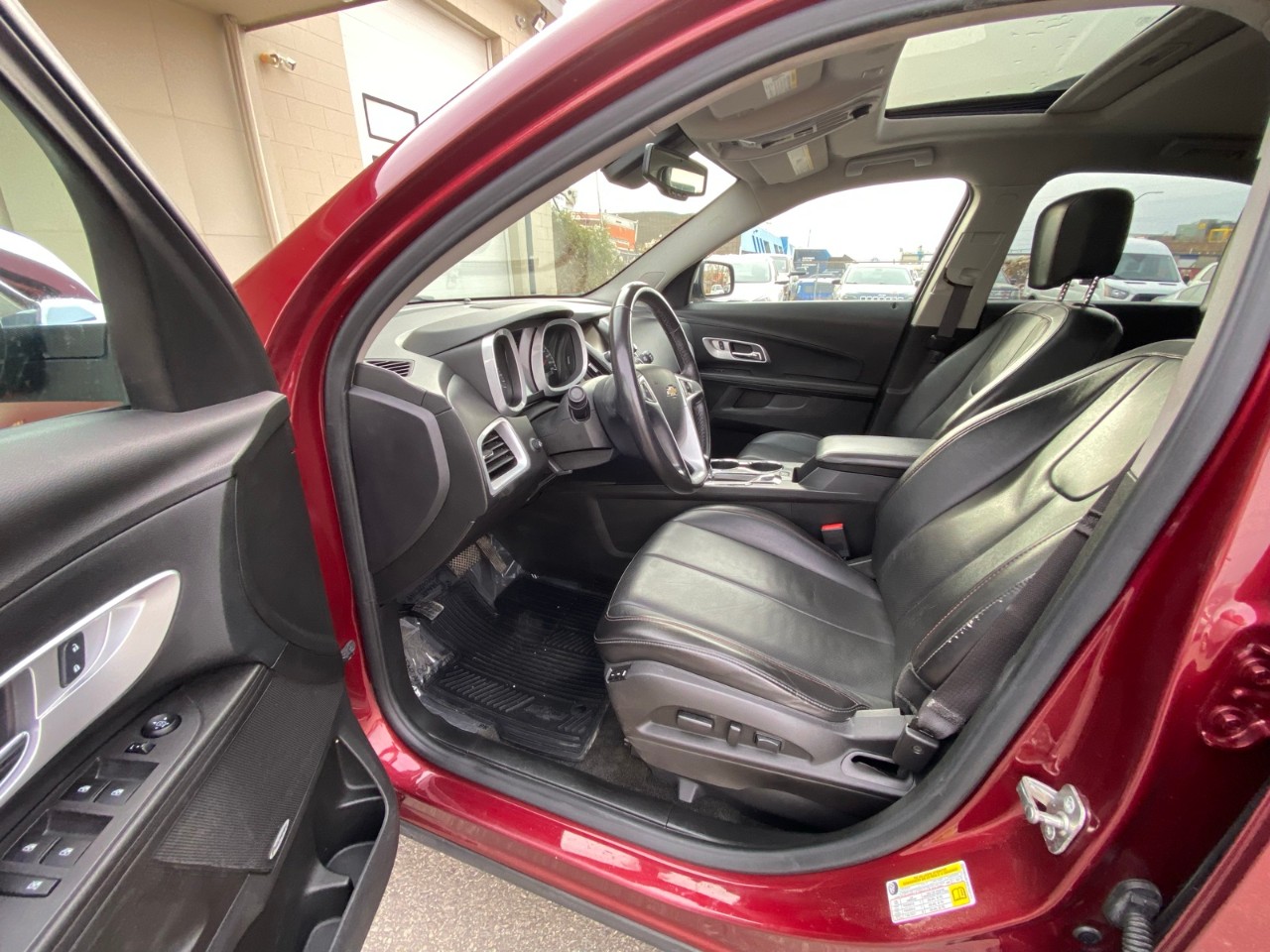 2017 Chevrolet Equinox Premier FWD 4dr Premier w/1LZ - Image 8