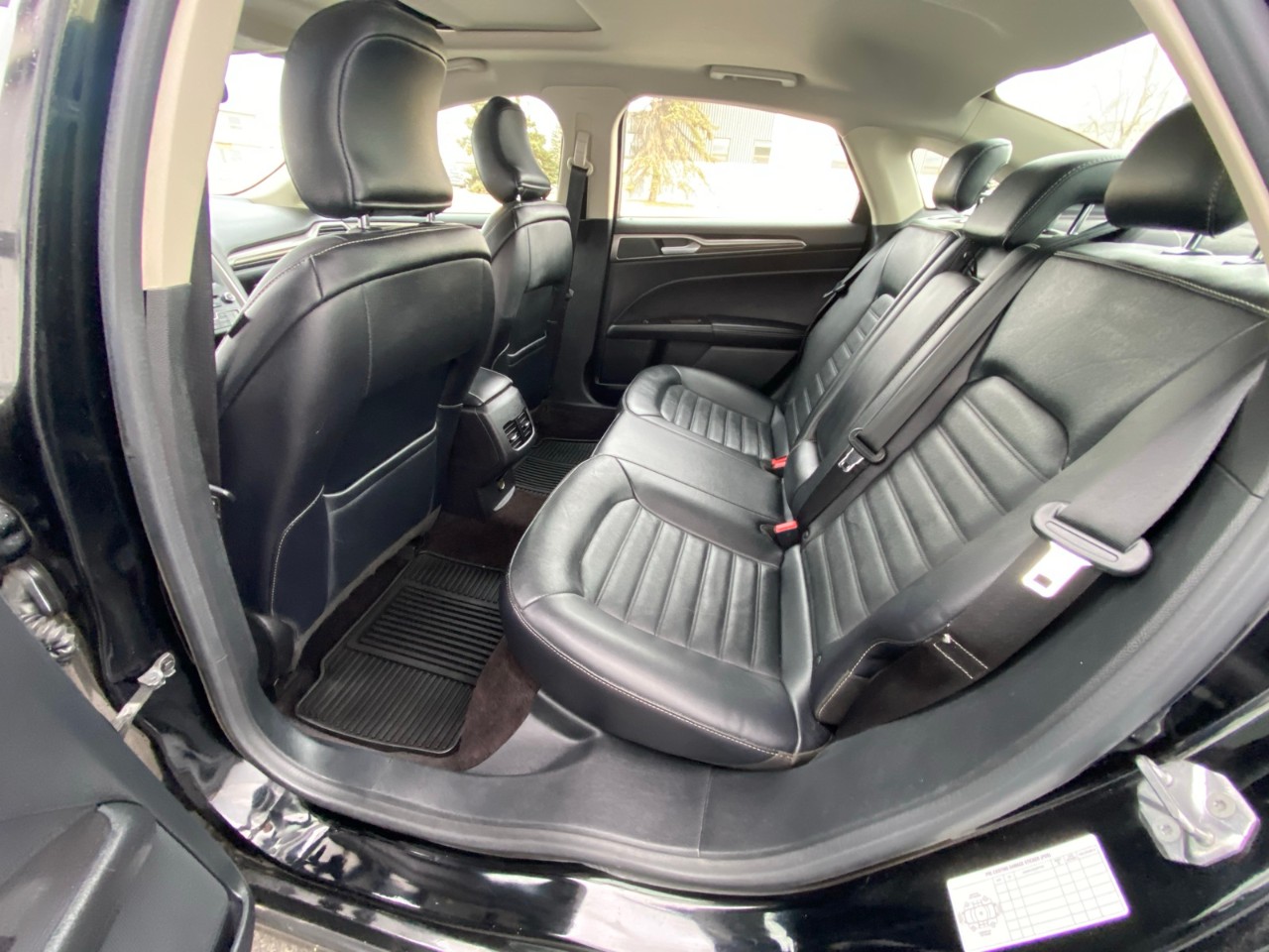 2017 Ford Fusion SE SE AWD / LEATHER / SUNROOF / BACKUP CAM. - Image 5