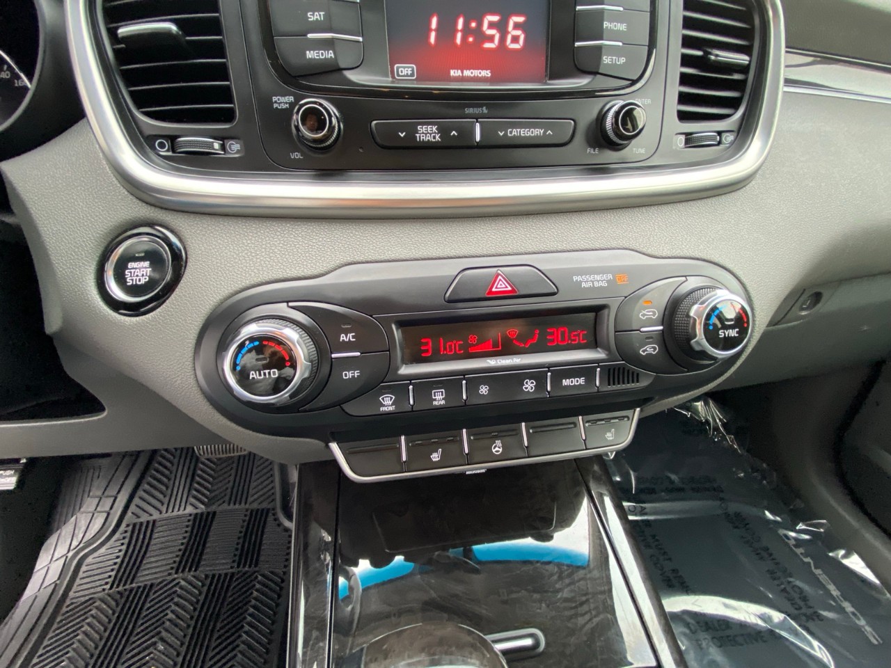 2016 Kia Sorento 2.0L Turbo EX AWD 4dr 2.0L Turbo EX - Image 9