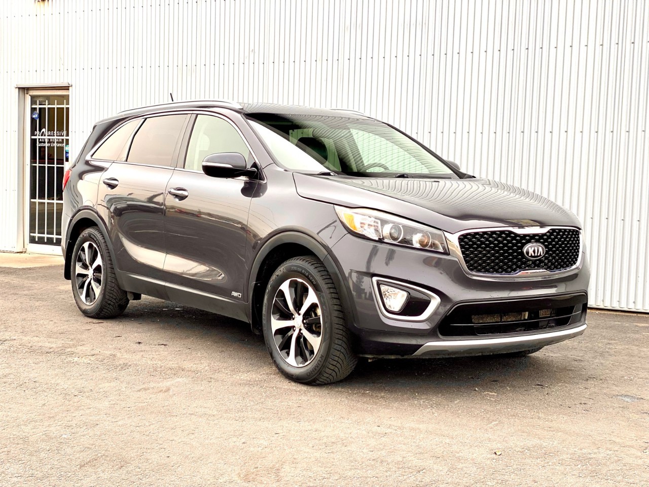 USED 2016 Kia Sorento 2.0L Turbo EX AWD 4dr 2.0L Turbo EX Calgary AB T2G 4P2