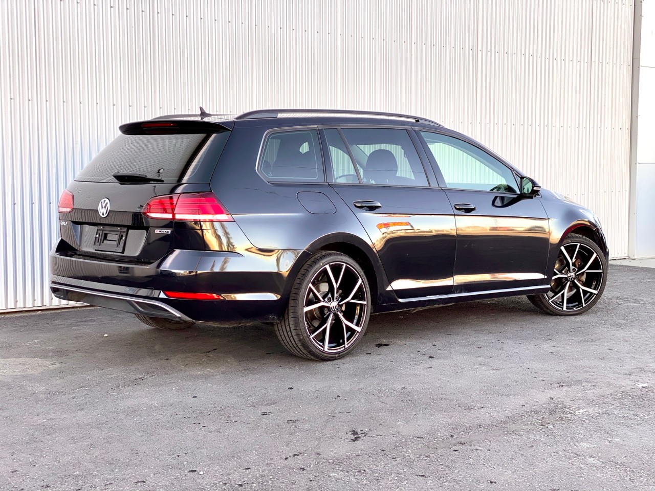 2019 Volkswagen Golf SportWagen Comfortline Comfortline DSG 4MOTION w/ BACKUP CAMERA / BSD / BLUETOOTH - Image 3