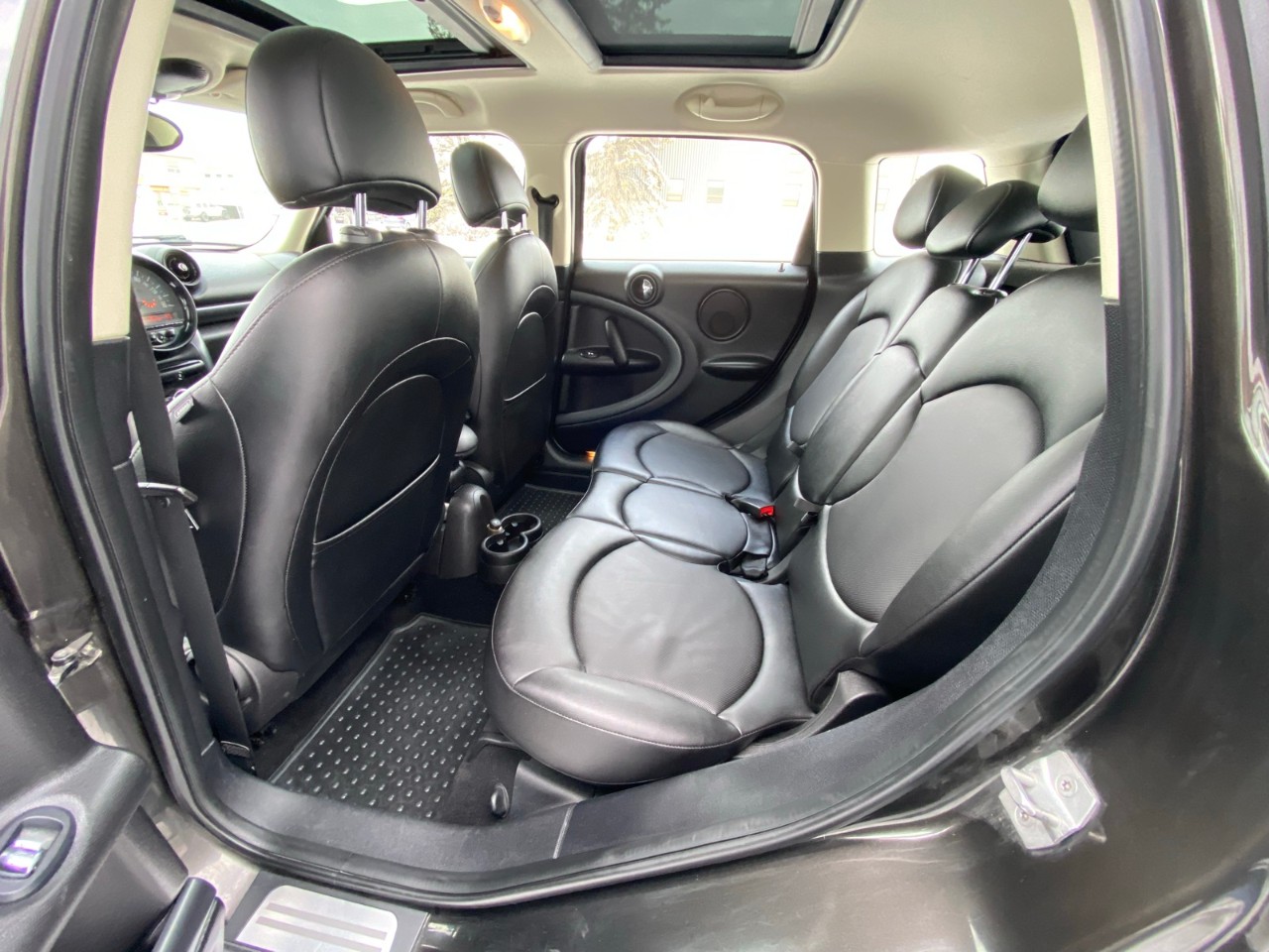 2016 MINI Cooper Countryman S ALL4 4dr S - Image 5