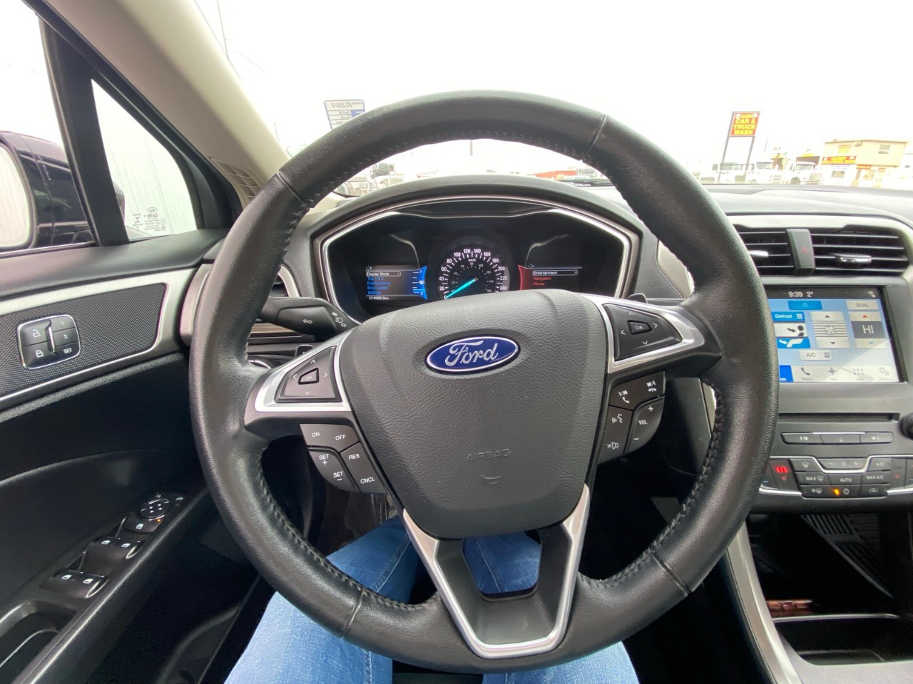 2017 Ford Fusion SE SE AWD / LEATHER / SUNROOF / BACKUP CAM. - Image 8