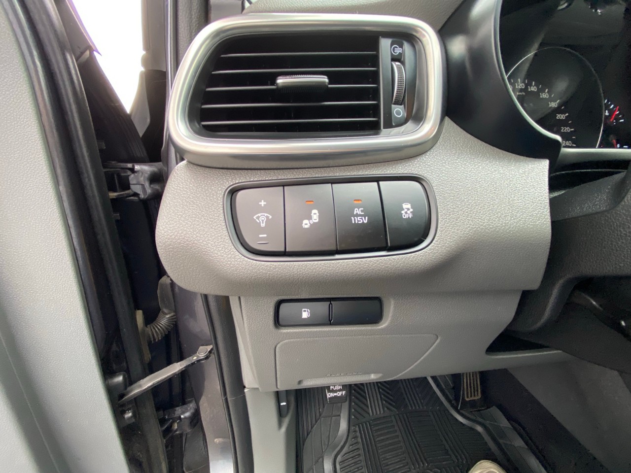 2016 Kia Sorento 2.0L Turbo EX AWD 4dr 2.0L Turbo EX - Image 10