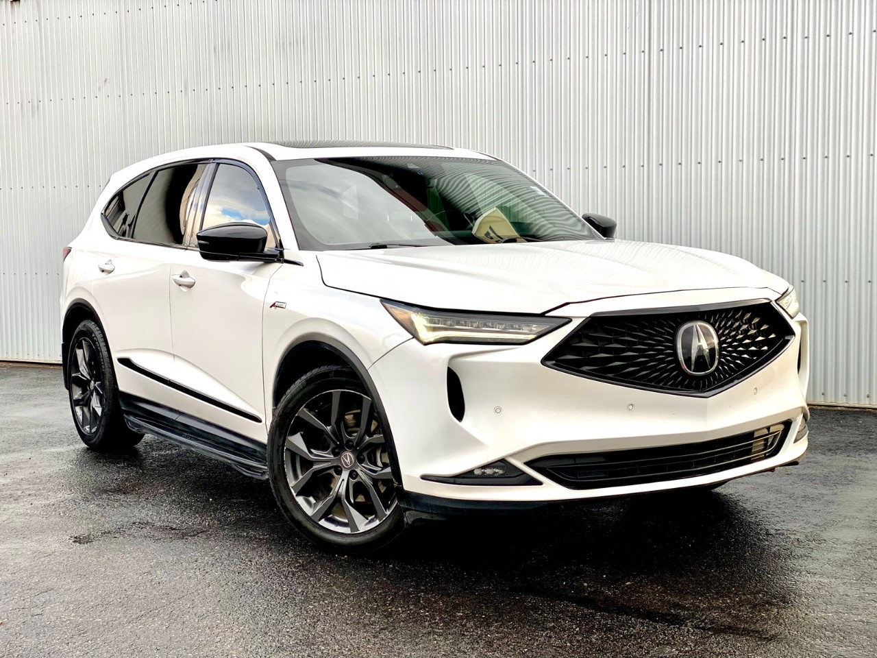 2022 Acura MDX A-Spec A-Spec SH-AWD - Image 2