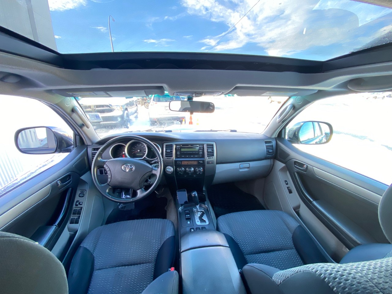 2009 Toyota 4Runner SR5 4WD 4dr V6 SR5 - Image 4