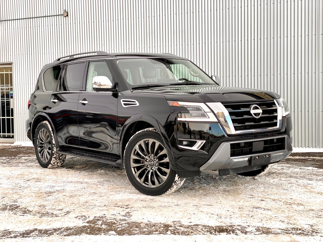 2023 Nissan Armada Platinum 4x4 Platinum - Image 2