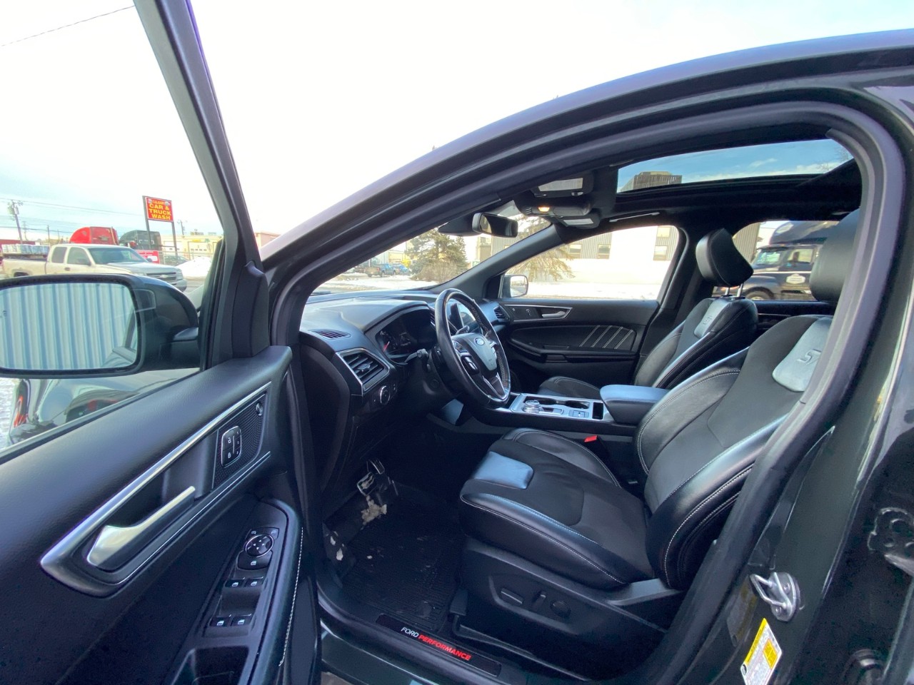 2022 Ford Edge ST ST AWD - Image 7