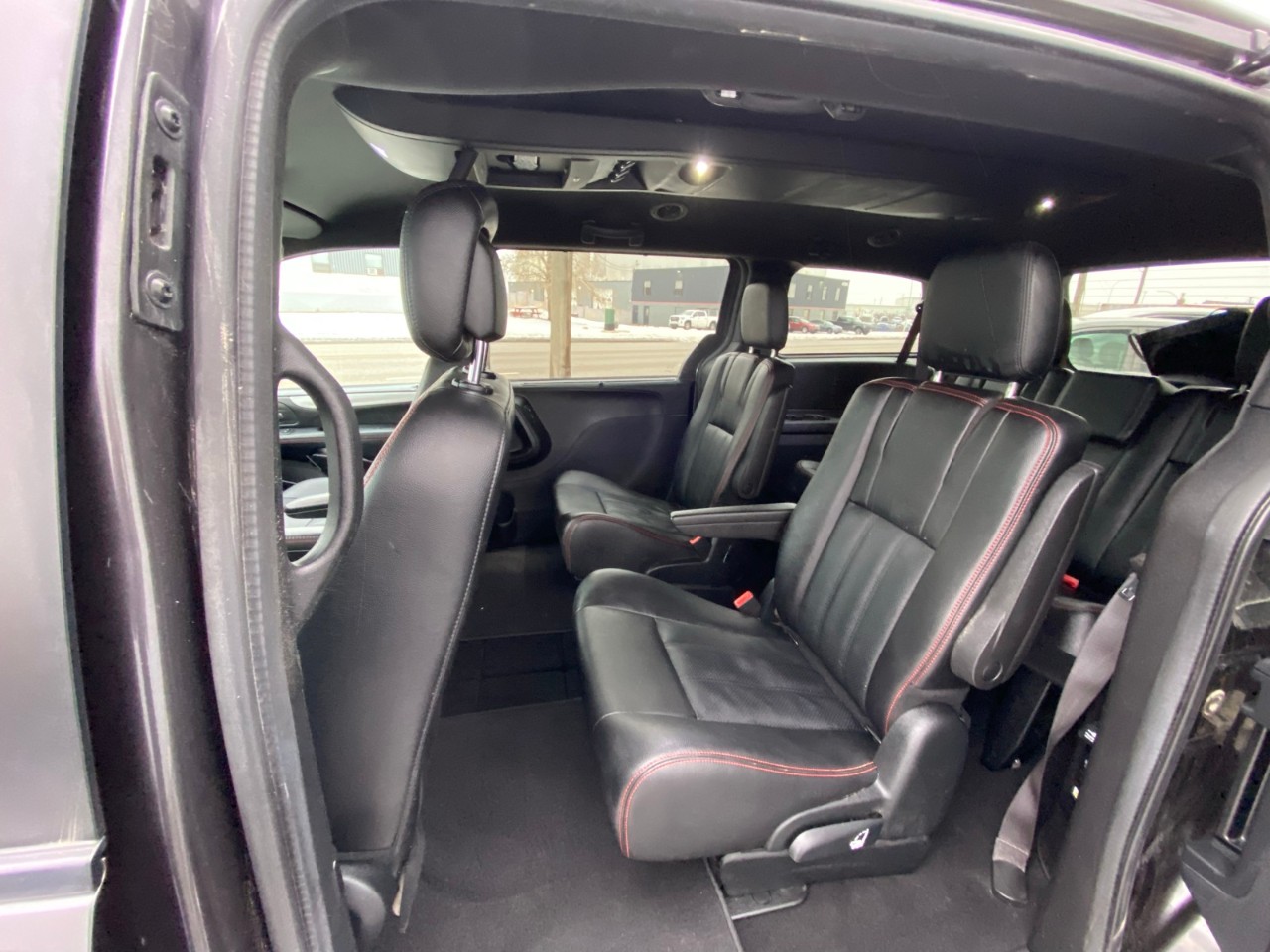 2020 Dodge Grand Caravan GT GT / DVD ENTERTAINMENT / LEATHER / BACKUP CAMERA - Image 5