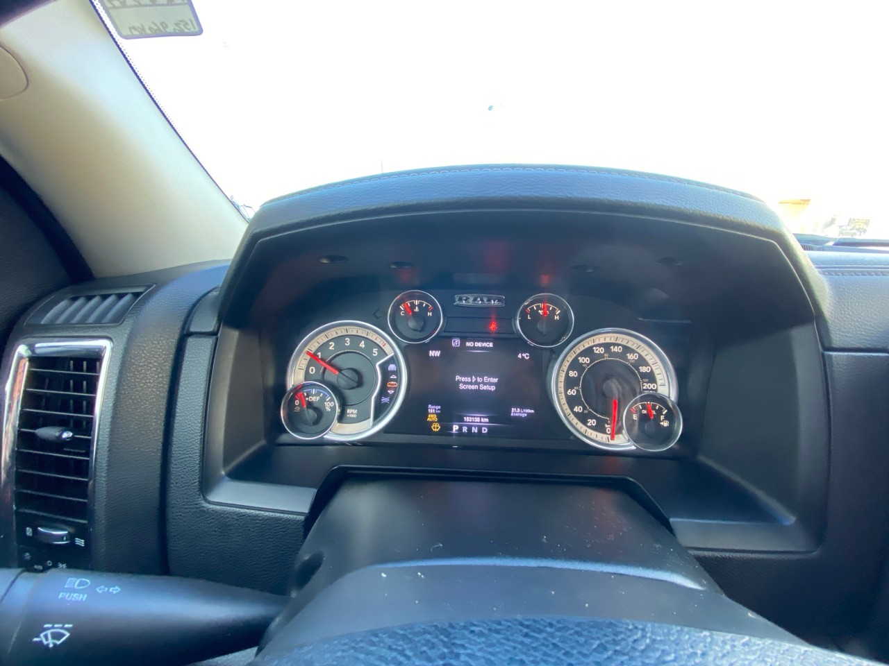 2016 Ram 1500 Laramie 4WD Crew Cab 5.7 Ft Box Laramie - DIESEL - Image 7