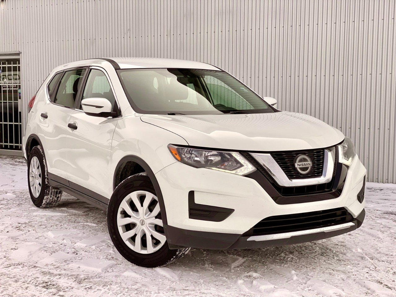 2018 Nissan Rogue SL AWD SL w/ BACKUP CAMERA - Image 3