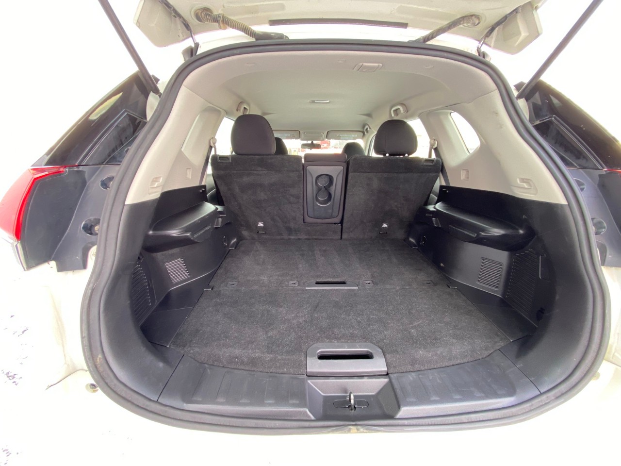 2018 Nissan Rogue SL AWD SL w/ BACKUP CAMERA - Image 6