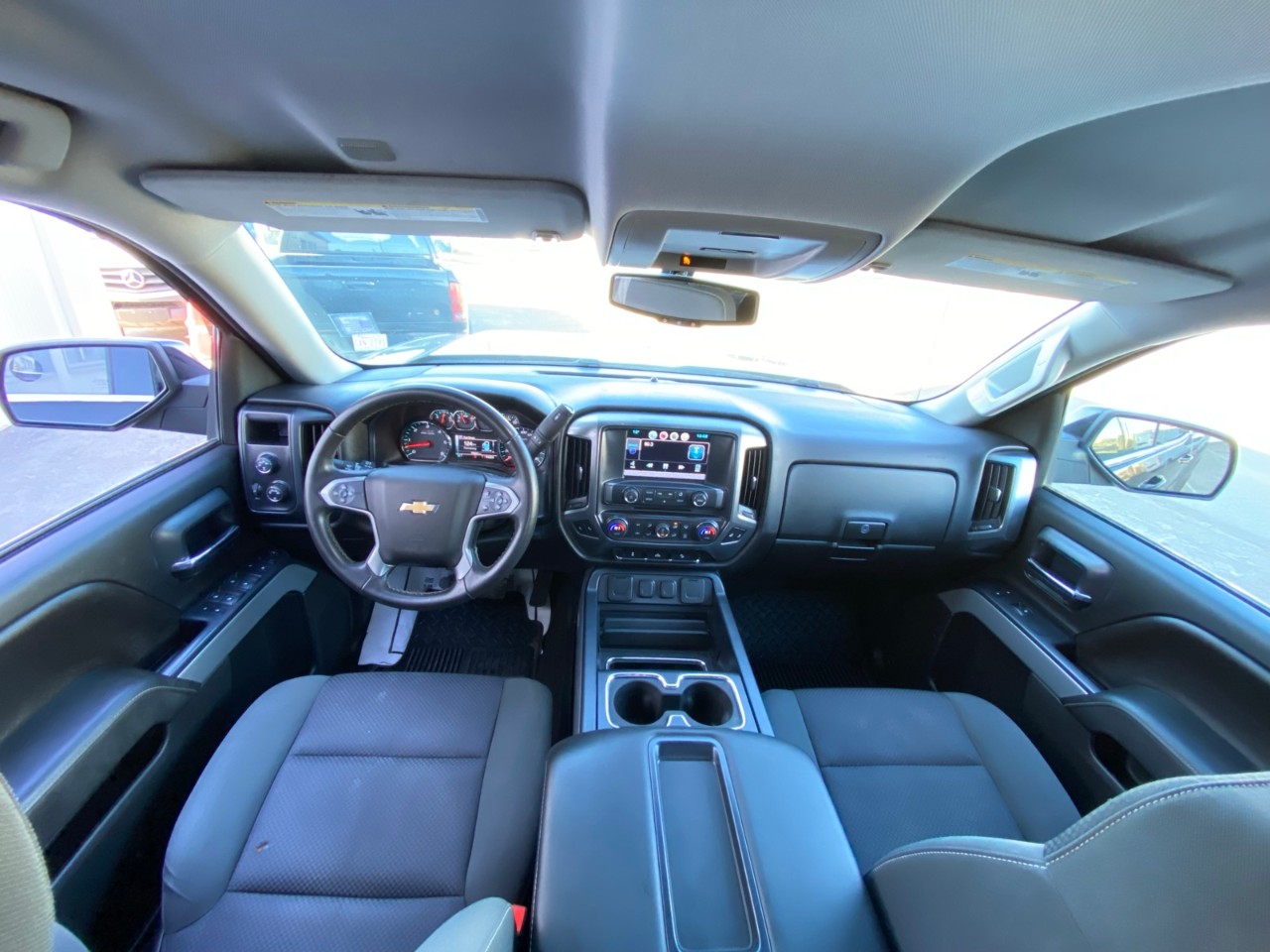 2015 Chevrolet Silverado 1500 LT - Image 4