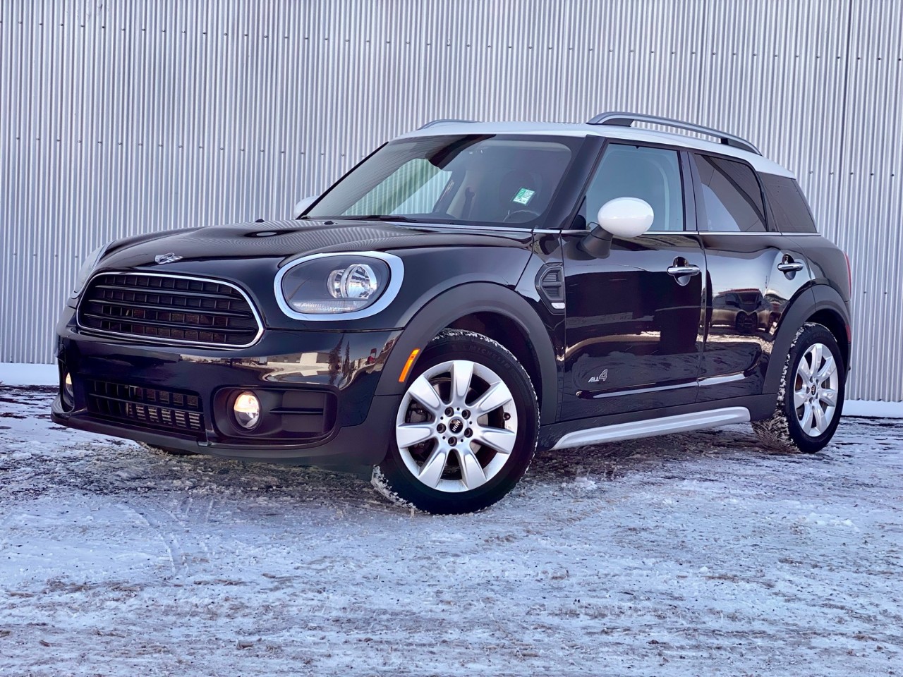 USED 2018 MINI Countryman Cooper Cooper ALL4 Calgary AB T2G 4P2