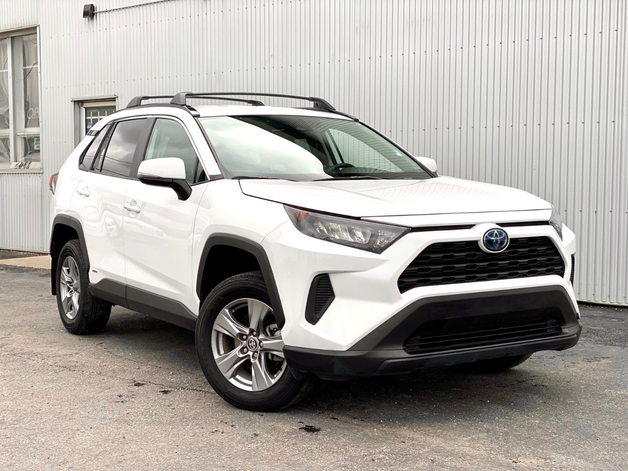 2024 Toyota RAV4 Hybrid LE