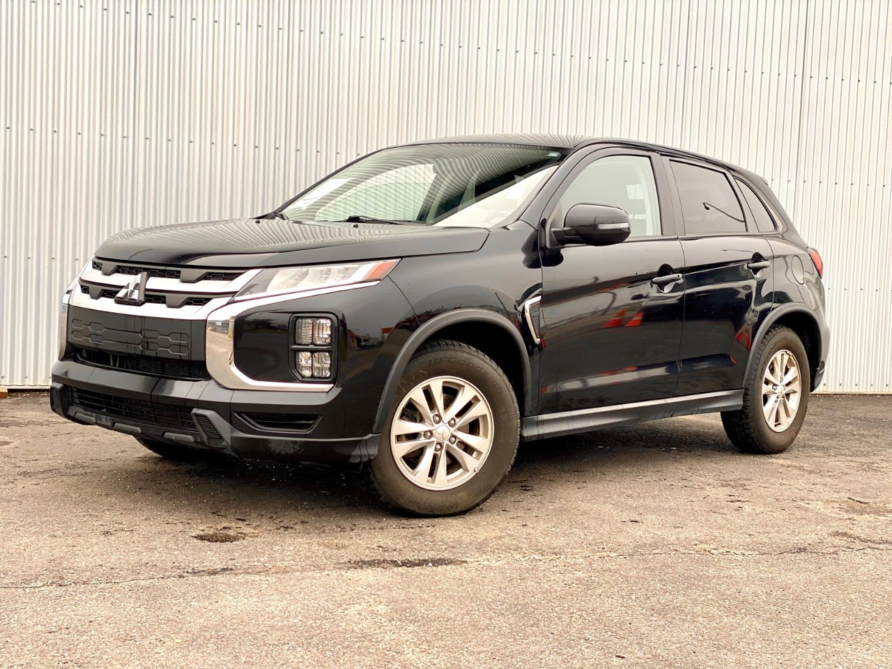 2021 Mitsubishi RVR SE